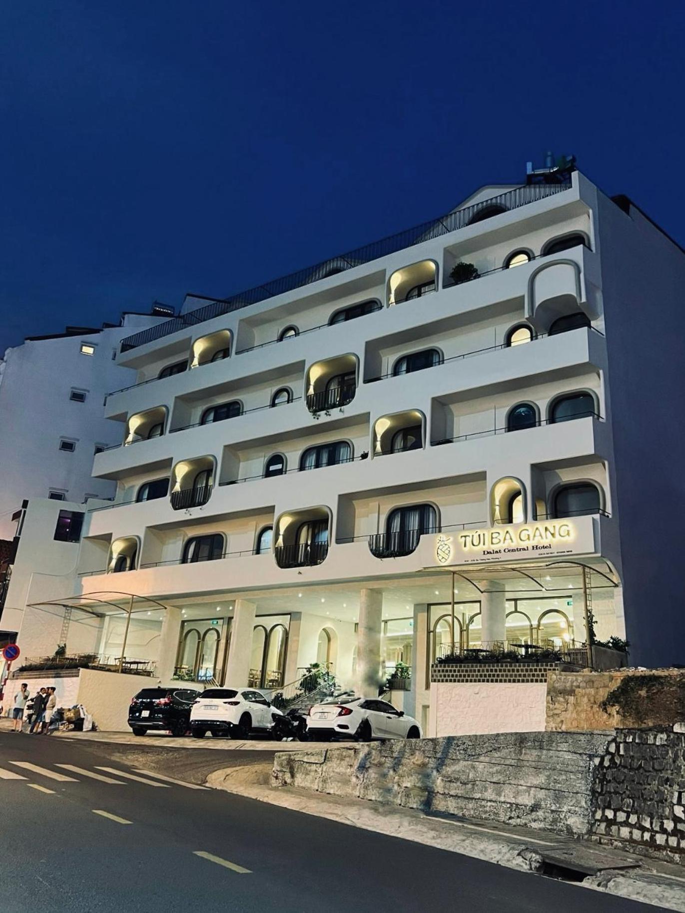 Tui Ba Gang Central Hotel ดาลัด ภายนอก รูปภาพ