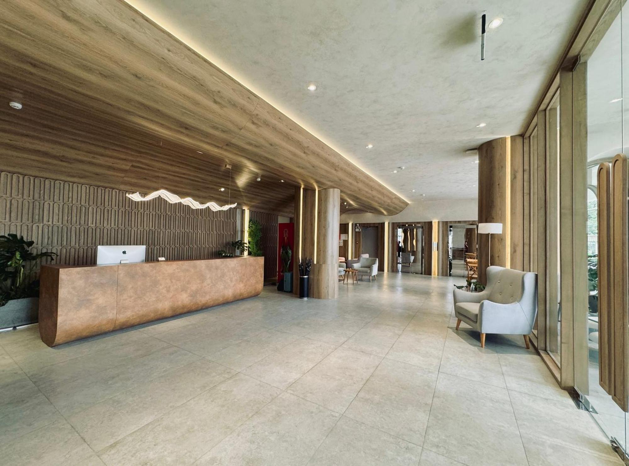 Tui Ba Gang Central Hotel ดาลัด ภายนอก รูปภาพ